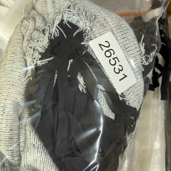 GB Poncho Sweater Women L Large Gray Short Sleeve Fringe Round Neck Casual - Picture 9 of 9